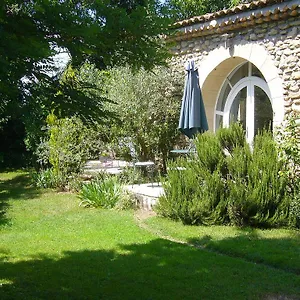 Le Clos De L'ambre Bed & Breakfast