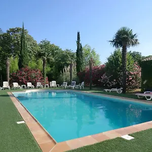 https://inter-hotel-du-parc-avignon-entraigues.fr-provencehotel.com